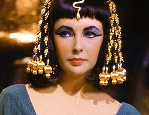 Elizabeth Taylor in Cleopatra, 1963